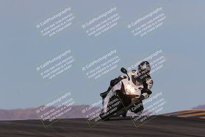 media/Mar-12-2023-SoCal Trackdays (Sun) [[d4c8249724]]/Turns 9 and 10 (1020am)/